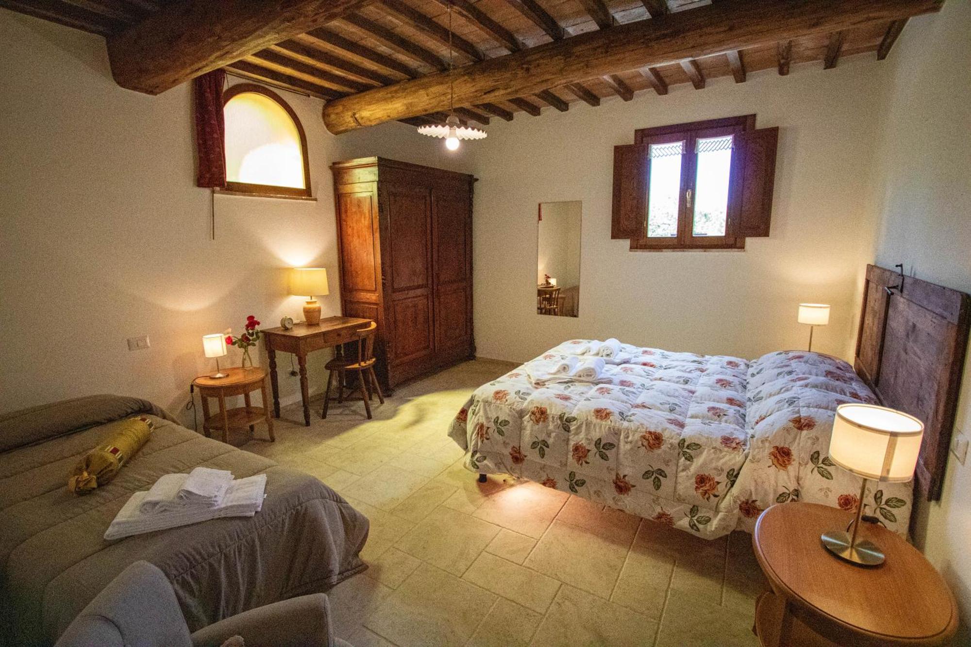 Agriturismo Biofattoria L'Upupa 蒙塔尔奇诺 外观 照片